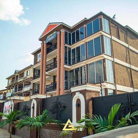 George Vee Hotel Ltd Kumasi Ngoại thất bức ảnh